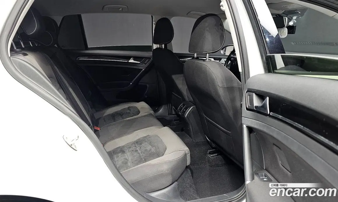 Volkswagen Golf 2013 1.6 автомат (гидро), фото 12 Volkswagen Golf 2013 1.6 автомат (гидро), фото 12