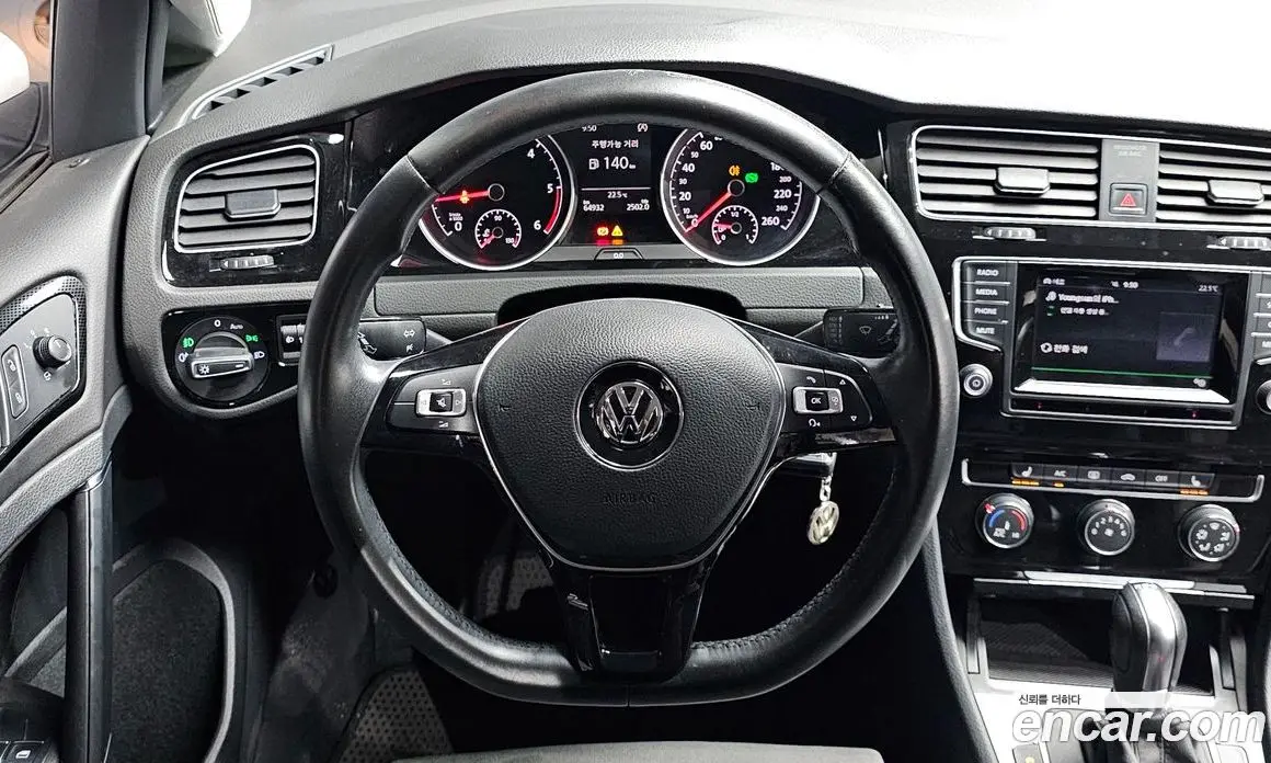 Volkswagen Golf 2013 1.6 автомат (гидро), фото 15 Volkswagen Golf 2013 1.6 автомат (гидро), фото 15