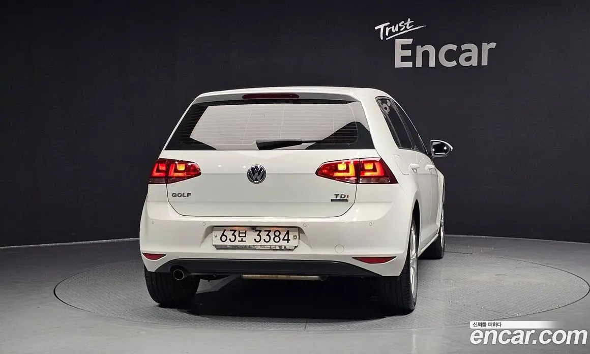 Volkswagen Golf 2013 1.6 автомат (гидро), фото 4 Volkswagen Golf 2013 1.6 автомат (гидро), фото 4