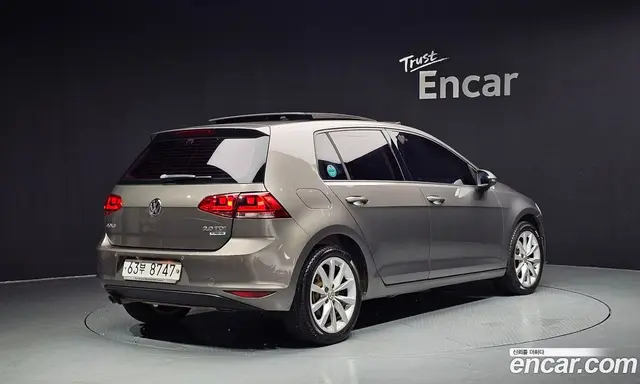 Volkswagen Golf 2015 2.0 автомат (гидро), миниатюра 2 Volkswagen Golf 2015 2.0 автомат (гидро), миниатюра 2