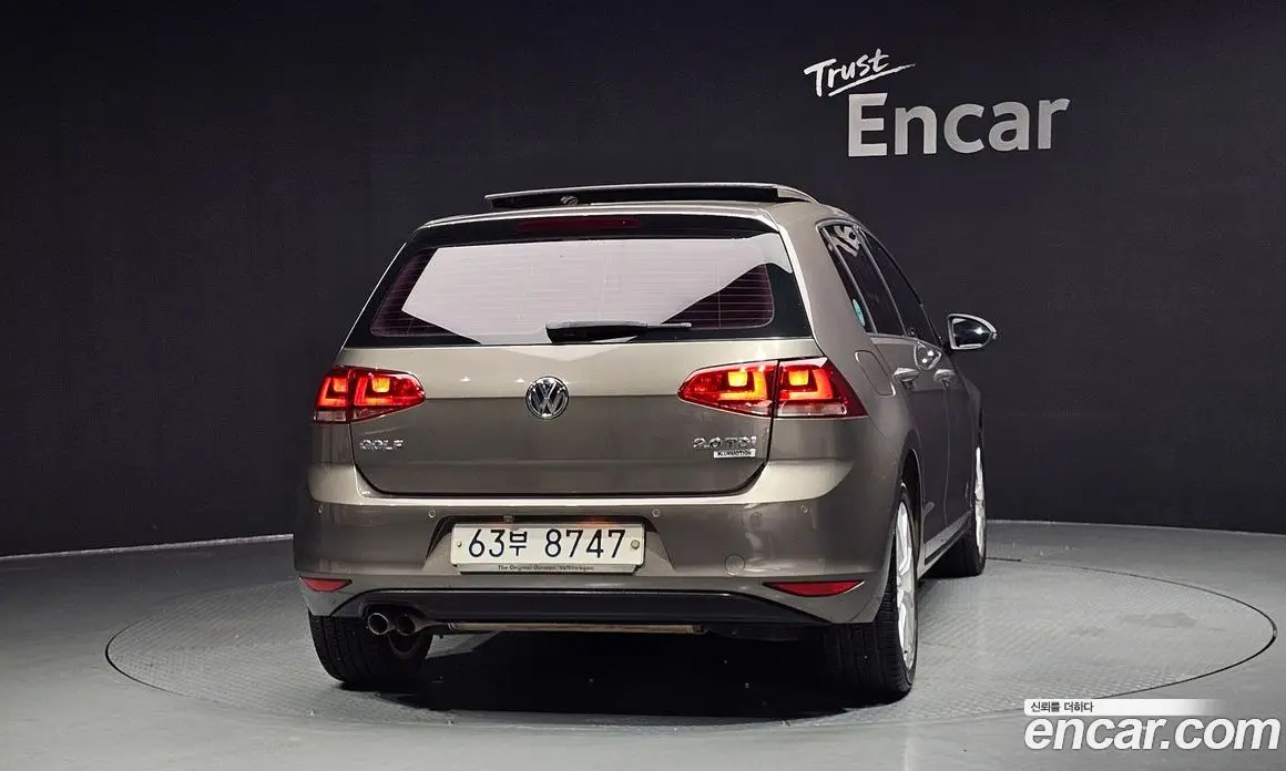 Volkswagen Golf 2015 2.0 автомат (гидро), фото 4 Volkswagen Golf 2015 2.0 автомат (гидро), фото 4