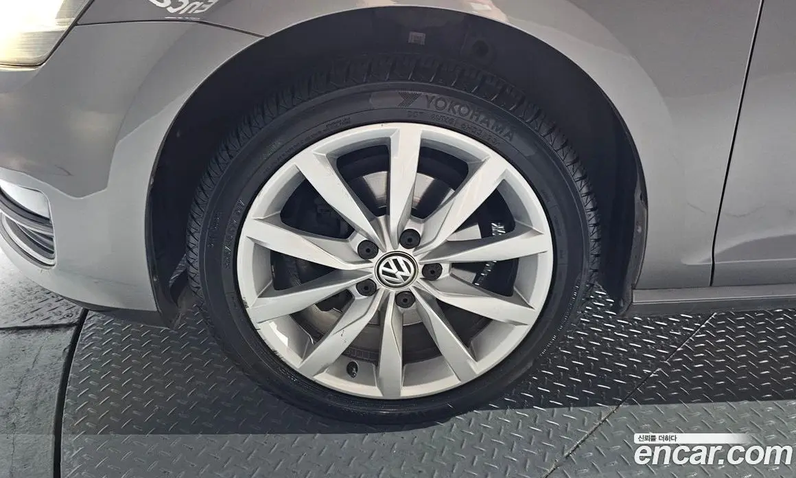 Volkswagen Golf 2015 2.0 автомат (гидро), фото 5 Volkswagen Golf 2015 2.0 автомат (гидро), фото 5