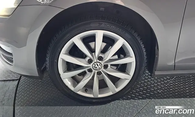 Volkswagen Golf 2015 2.0 автомат (гидро), миниатюра 5 Volkswagen Golf 2015 2.0 автомат (гидро), миниатюра 5