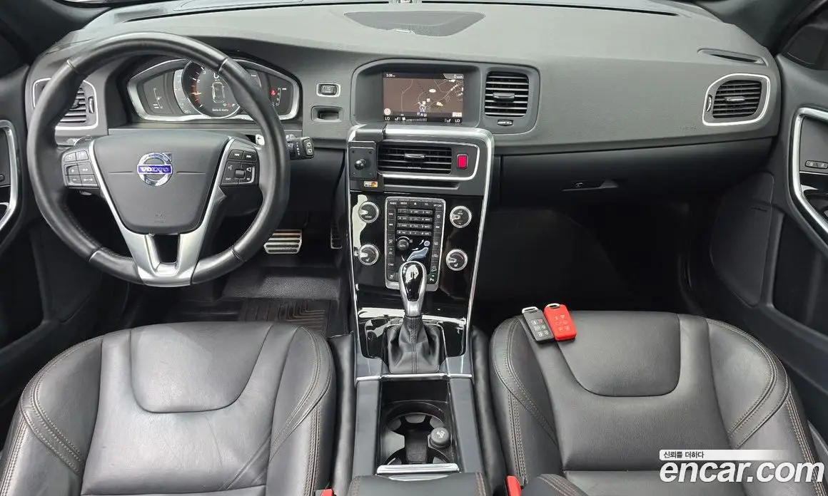 Volvo V60 2017 2.0 автомат (гидро), фото 7 Volvo V60 2017 2.0 автомат (гидро), фото 7