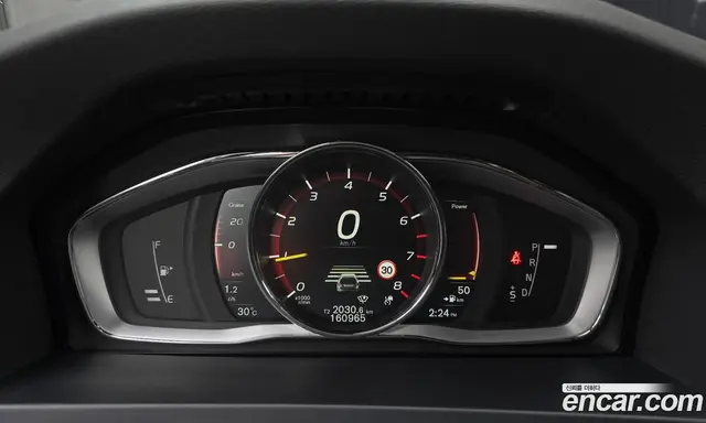 Volvo V60 2017 2.0 автомат (гидро), миниатюра 8 Volvo V60 2017 2.0 автомат (гидро), миниатюра 8