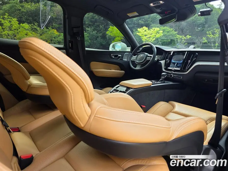 Volvo XC60 2019 2.0 автомат (гидро), фото 13 Volvo XC60 2019 2.0 автомат (гидро), фото 13
