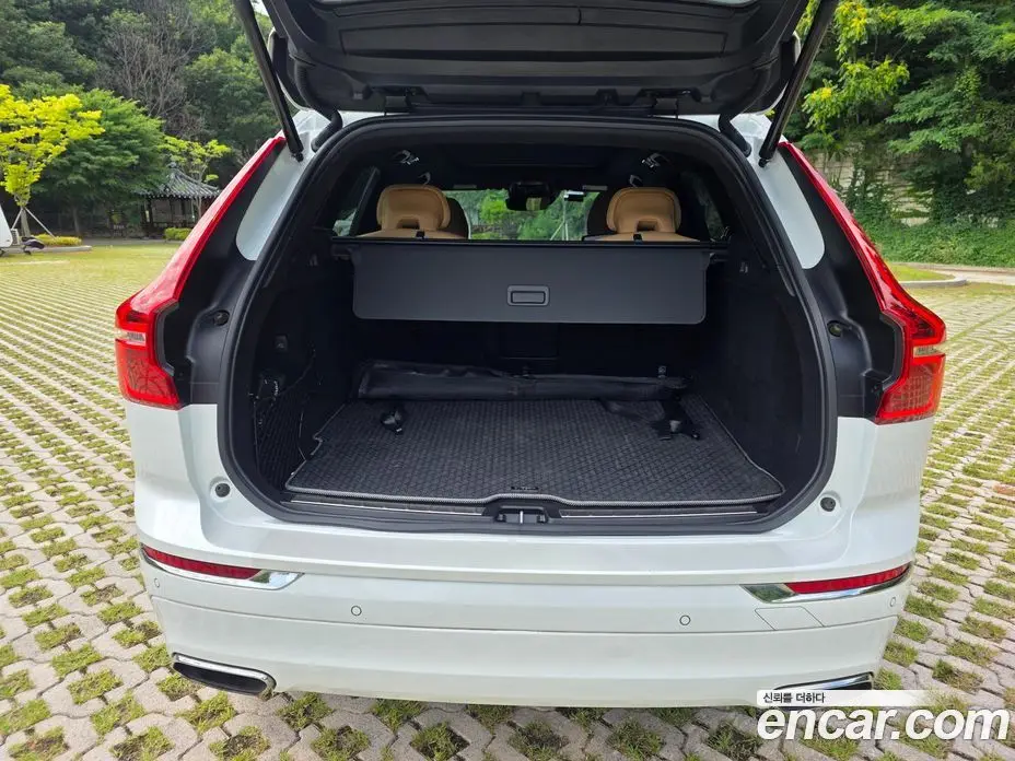 Volvo XC60 2019 2.0 автомат (гидро), фото 19 Volvo XC60 2019 2.0 автомат (гидро), фото 19