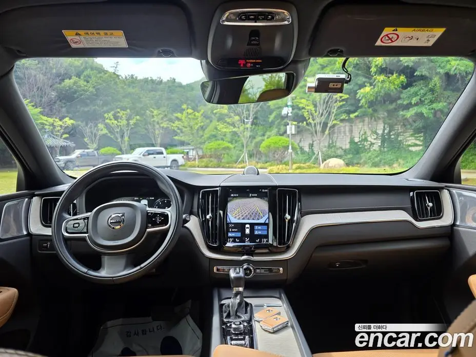 Volvo XC60 2019 2.0 автомат (гидро), фото 7 Volvo XC60 2019 2.0 автомат (гидро), фото 7