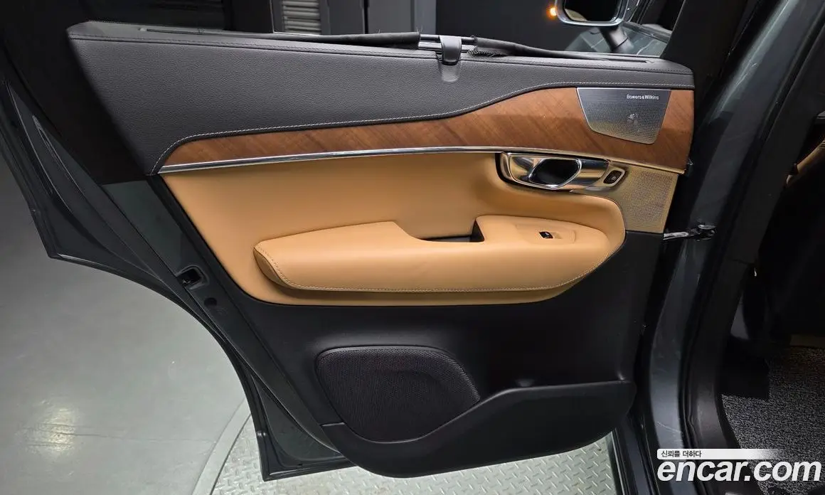 Volvo XC90 2020 2.0 автомат (гидро), фото 14