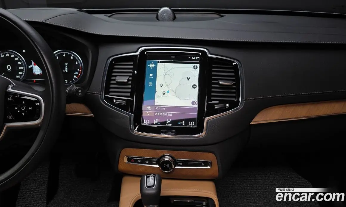 Volvo XC90 2020 2.0 автомат (гидро), фото 19