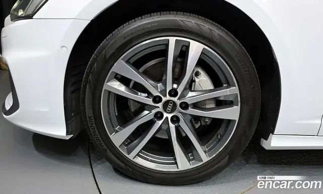 Audi A6 2022 2.0 автомат (гидро), миниатюра 5