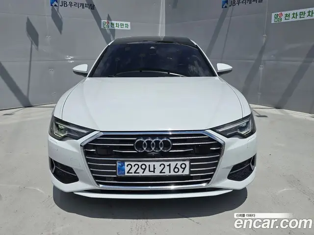 Audi A6 2023 2.0 автомат (гидро), миниатюра 1