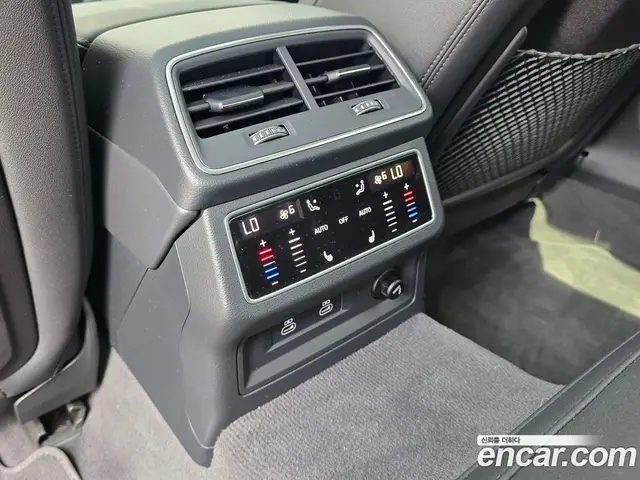 Audi A6 2023 2.0 автомат (гидро), миниатюра 12