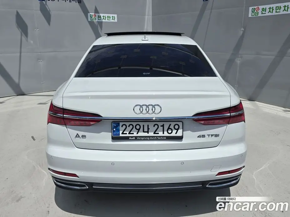 Audi A6 2023 2.0 автомат (гидро), фото 4