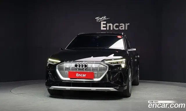 Audi e-tron 2021 0.2 автомат (гидро), миниатюра 3