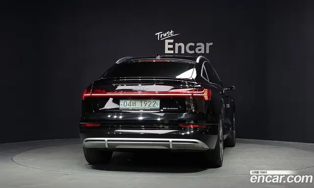 Audi e-tron 2021 0.2 автомат (гидро), миниатюра 4