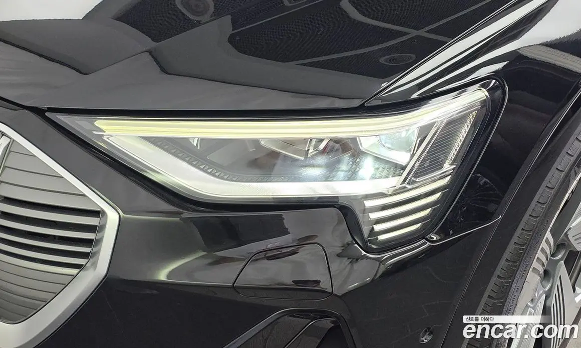 Audi e-tron 2021 0.2 автомат (гидро), фото 8