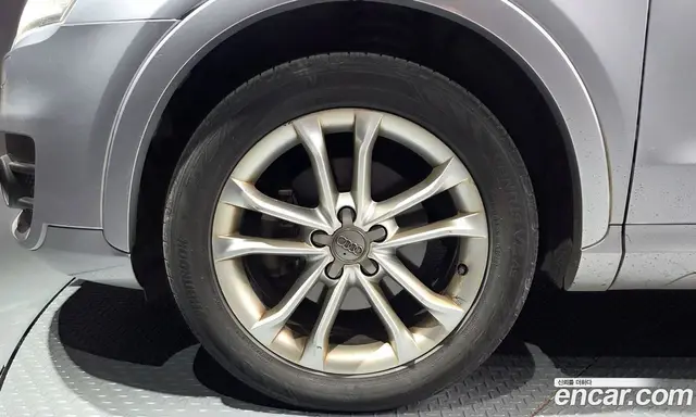 Audi Q3 2014 2.0 автомат (гидро), миниатюра 5