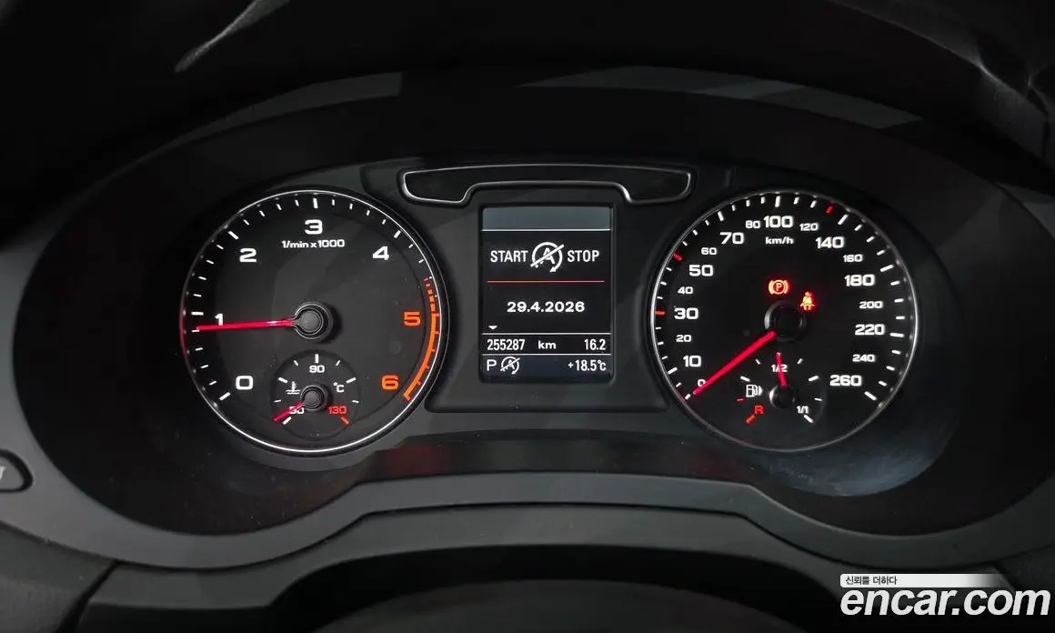 Audi Q3 2014 2.0 автомат (гидро), фото 8