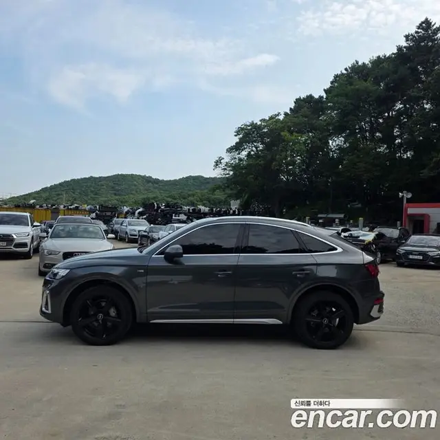 Audi Q5 2023 2.0 автомат (гидро), миниатюра 3 Audi Q5 2023 2.0 автомат (гидро), миниатюра 3