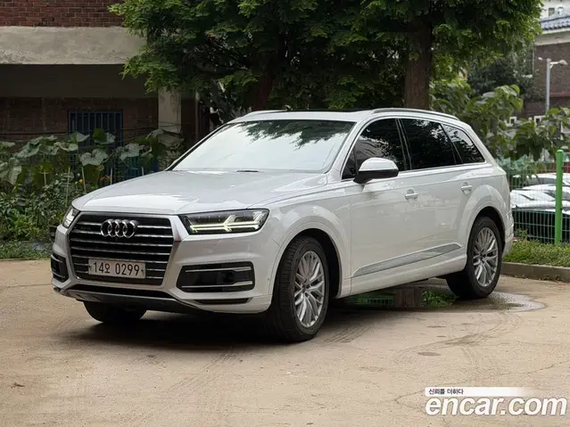 Audi Q7 2016 3.0 автомат (гидро), миниатюра 1