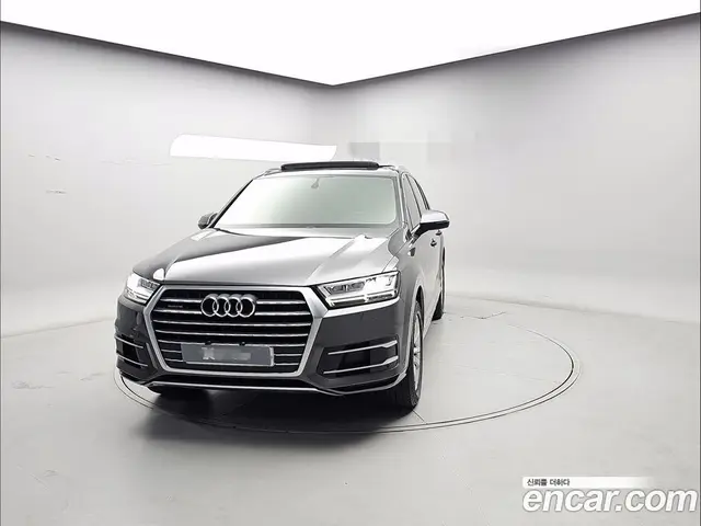 Audi Q7 2019 2.0 автомат (гидро), миниатюра 1