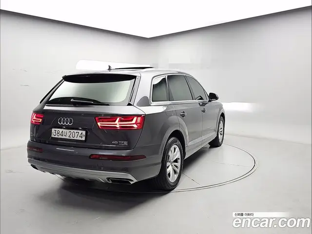 Audi Q7 2019 2.0 автомат (гидро), миниатюра 4