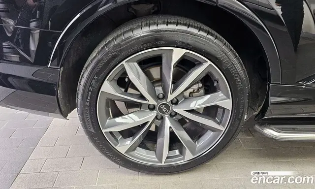 Audi Q7 2023 3.0 автомат (гидро), миниатюра 5 Audi Q7 2023 3.0 автомат (гидро), миниатюра 5
