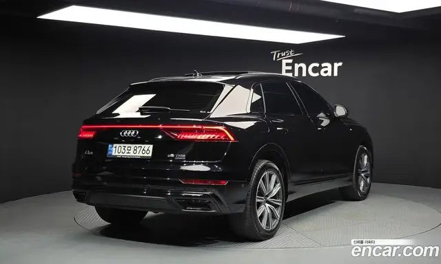 Audi Q8 2021 3.0 автомат (гидро), миниатюра 2