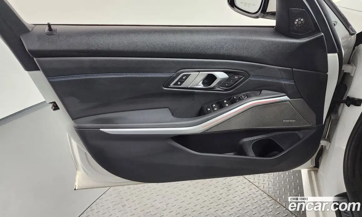 BMW 3 серия 2020 2.0 автомат (гидро), фото 13 BMW 3 серия 2020 2.0 автомат (гидро), фото 13