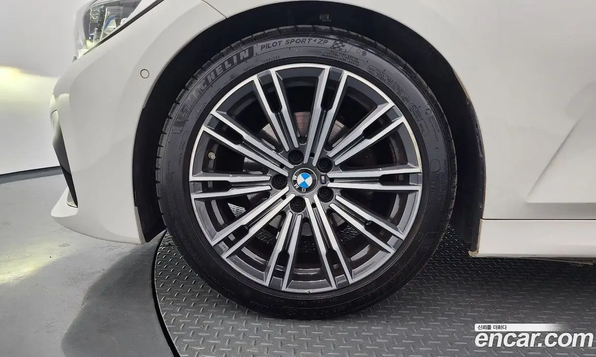 BMW 3 серия 2020 2.0 автомат (гидро), фото 4 BMW 3 серия 2020 2.0 автомат (гидро), фото 4