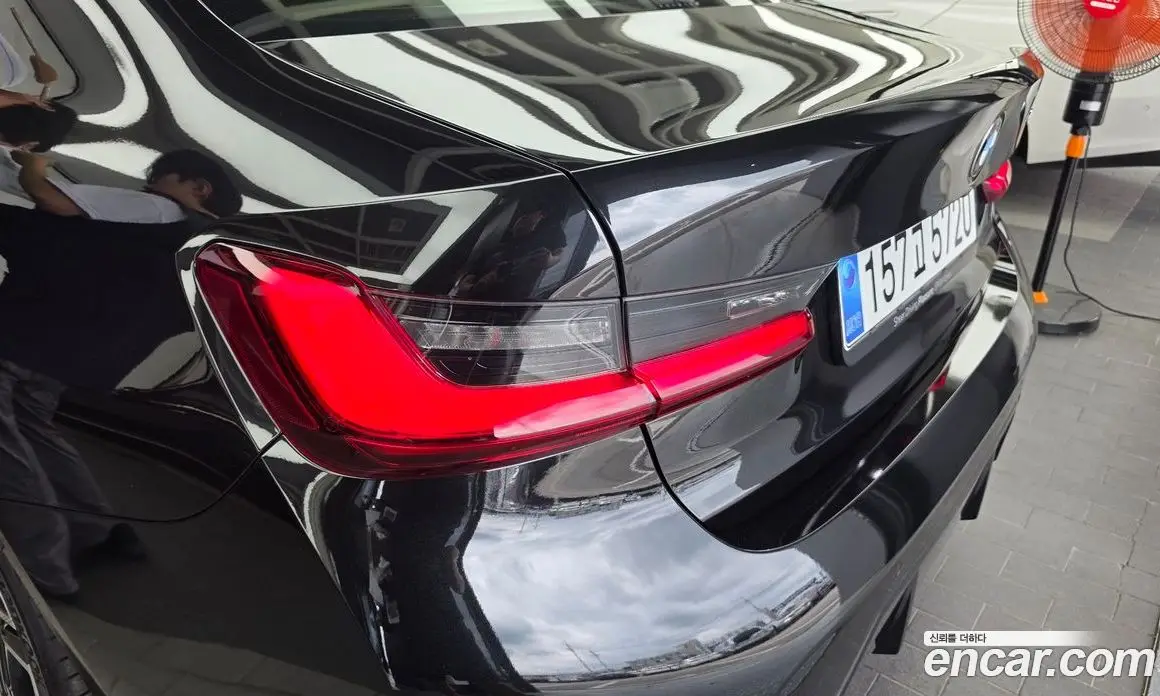 BMW 3 серия 2025 2.0 автомат (гидро), фото 9 BMW 3 серия 2025 2.0 автомат (гидро), фото 9