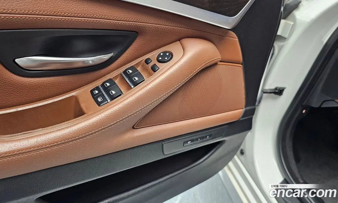 BMW 5 серия 2015 2.0 автомат (гидро), фото 16 BMW 5 серия 2015 2.0 автомат (гидро), фото 16