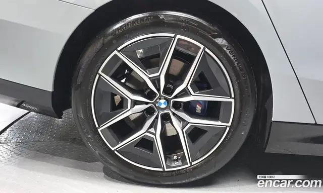 BMW 5 серия 2025 2.0 автомат (гидро), миниатюра 5 BMW 5 серия 2025 2.0 автомат (гидро), миниатюра 5