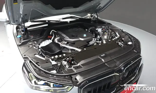 BMW 5 серия 2025 2.0 автомат (гидро), миниатюра 6 BMW 5 серия 2025 2.0 автомат (гидро), миниатюра 6