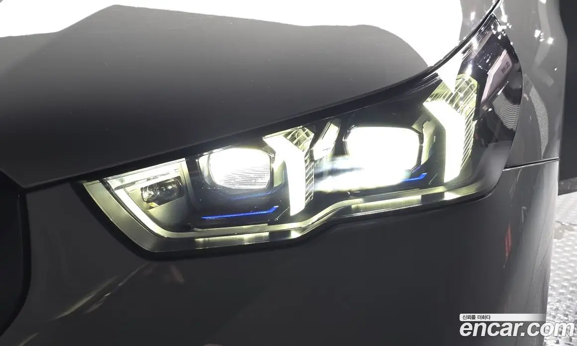 BMW 5 серия 2025 2.0 автомат (гидро), фото 8 BMW 5 серия 2025 2.0 автомат (гидро), фото 8