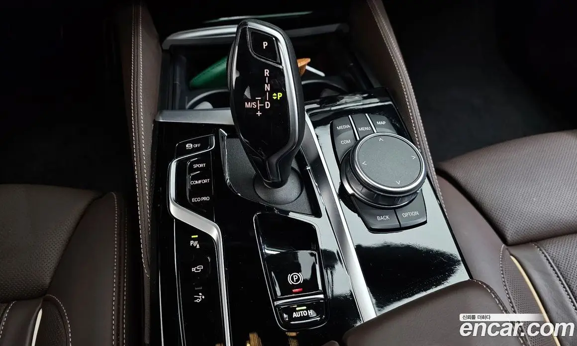 BMW 6 серия 2021 3.0 автомат (гидро), фото 12