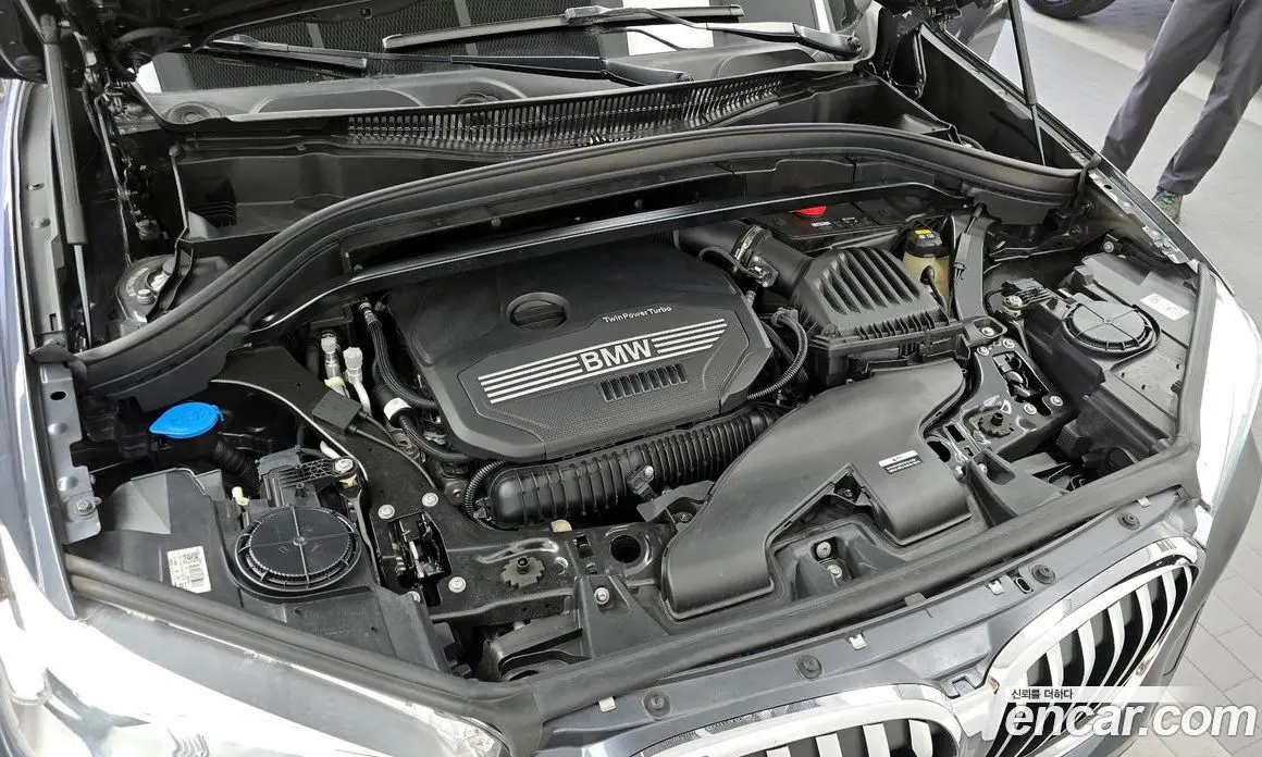 BMW X1 2022 2.0 автомат (гидро), фото 6