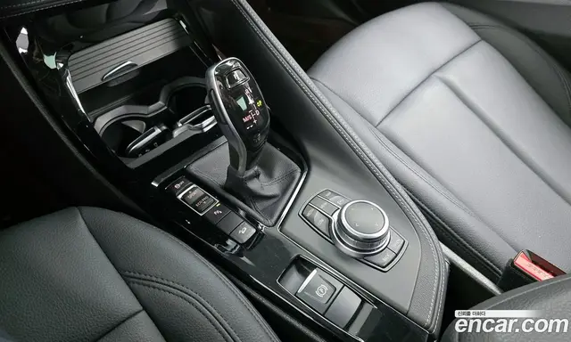 BMW X1 2022 2.0 автомат (гидро), миниатюра 9