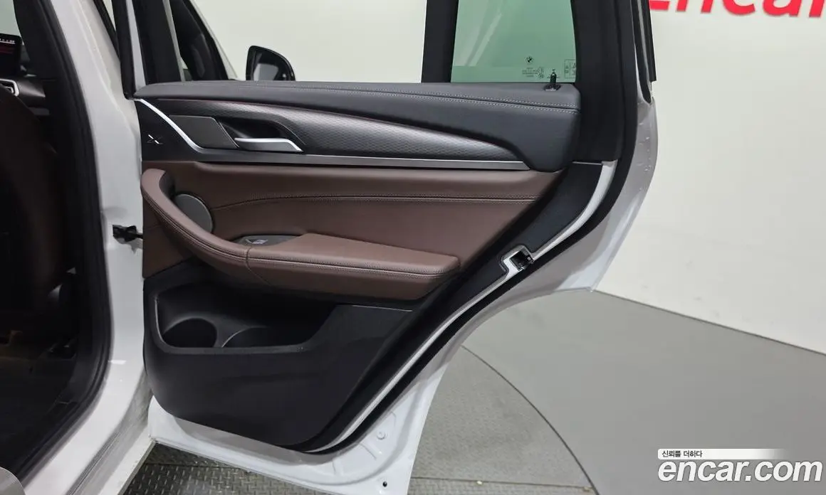 BMW X4 2025 2.0 автомат (гидро), фото 15 BMW X4 2025 2.0 автомат (гидро), фото 15