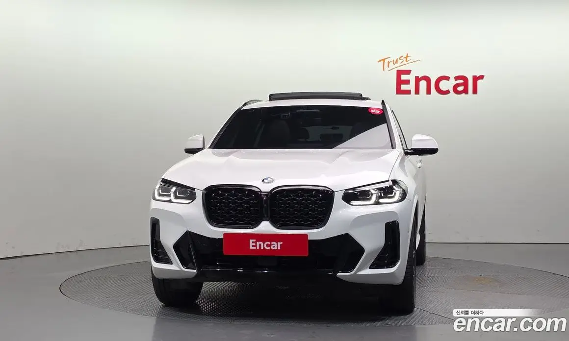 BMW X4 2025 2.0 автомат (гидро), фото 3 BMW X4 2025 2.0 автомат (гидро), фото 3