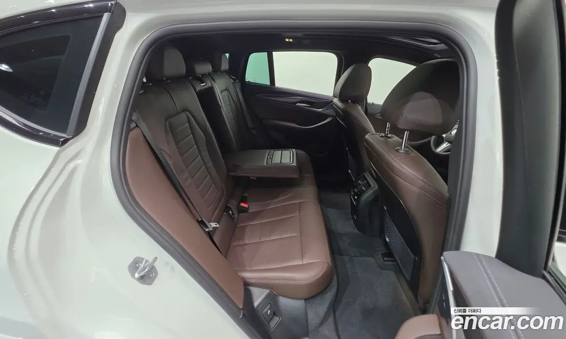 BMW X4 2025 2.0 автомат (гидро), фото 23 BMW X4 2025 2.0 автомат (гидро), фото 23