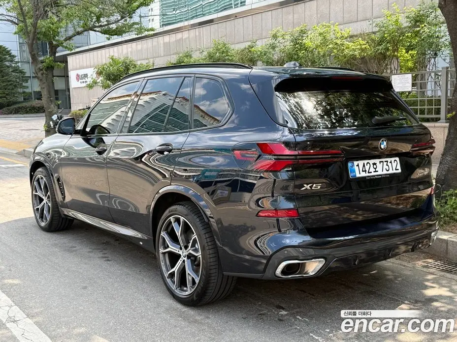 BMW X5 2025 3.0 автомат (гидро), фото 3