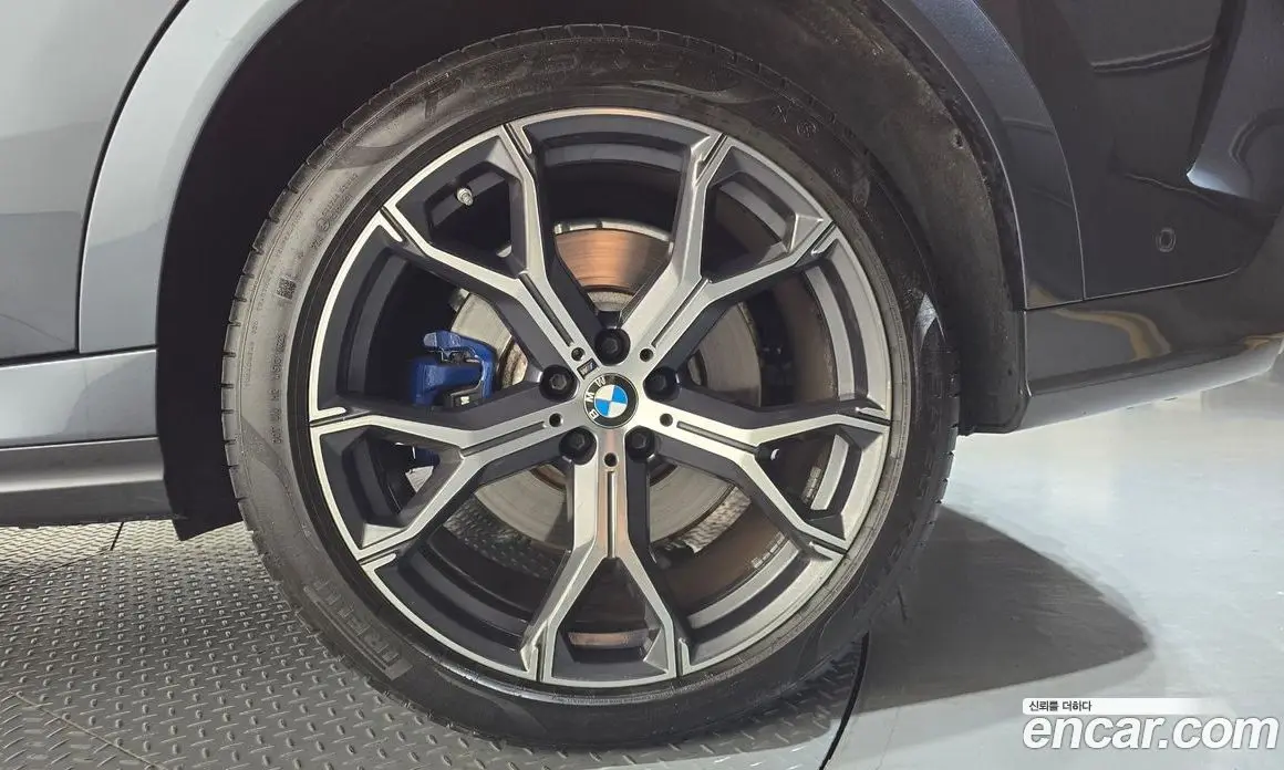 BMW X6 2021 3.0 автомат (гидро), фото 7 BMW X6 2021 3.0 автомат (гидро), фото 7
