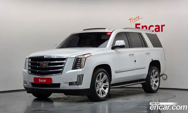 Cadillac Escalade, 2018, 100 927 км