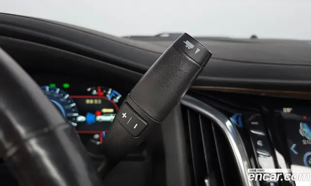 Cadillac Escalade 2018 6.2 автомат (гидро), миниатюра 12