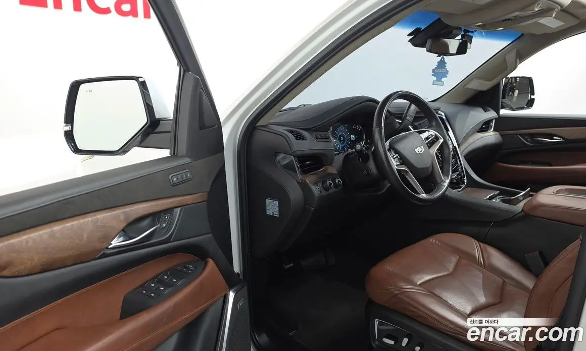 Cadillac Escalade 2018 6.2 автомат (гидро), фото 13 Cadillac Escalade 2018 6.2 автомат (гидро), фото 13