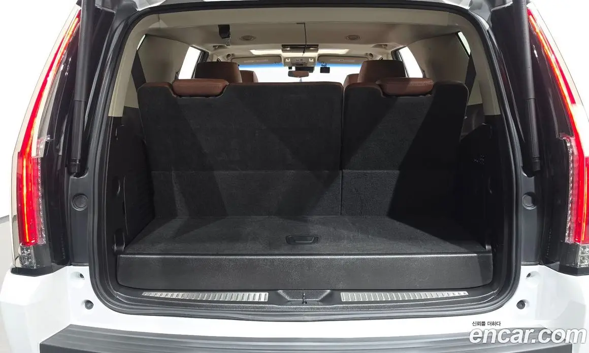 Cadillac Escalade 2018 6.2 автомат (гидро), фото 27 Cadillac Escalade 2018 6.2 автомат (гидро), фото 27