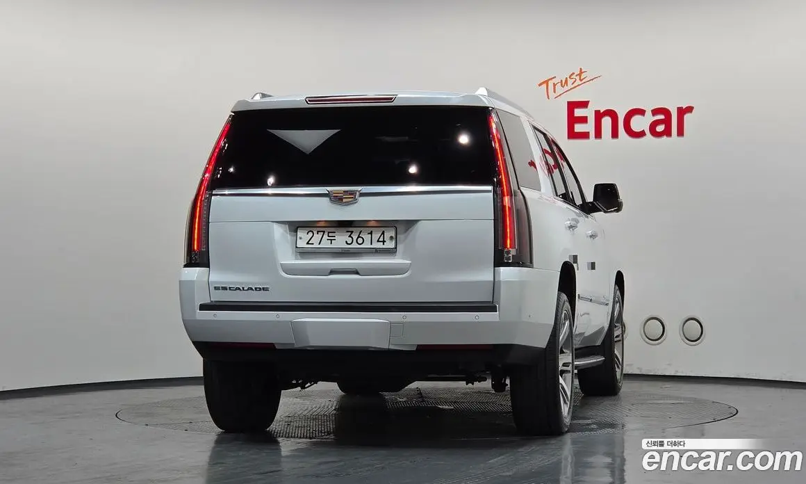 Cadillac Escalade 2018 6.2 автомат (гидро), фото 4 Cadillac Escalade 2018 6.2 автомат (гидро), фото 4