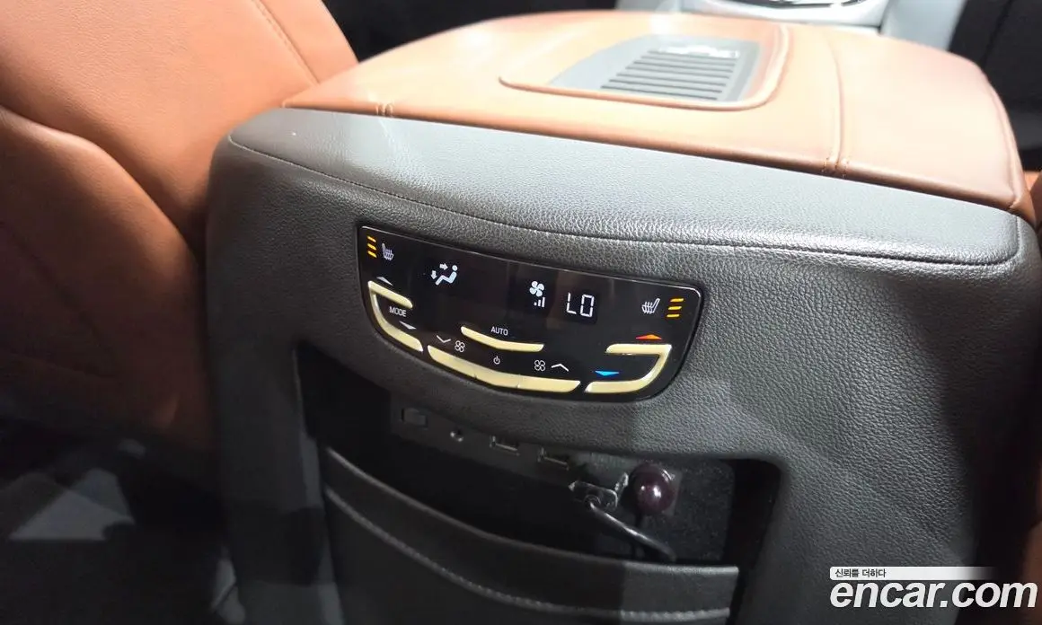 Cadillac Escalade 2018 6.2 автомат (гидро), фото 35 Cadillac Escalade 2018 6.2 автомат (гидро), фото 35